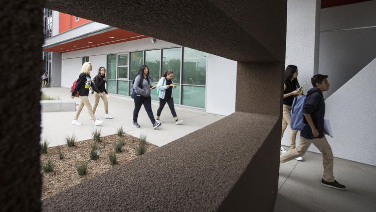 Khai giang nam hoc moi o My nhu the nao? hinh anh 12