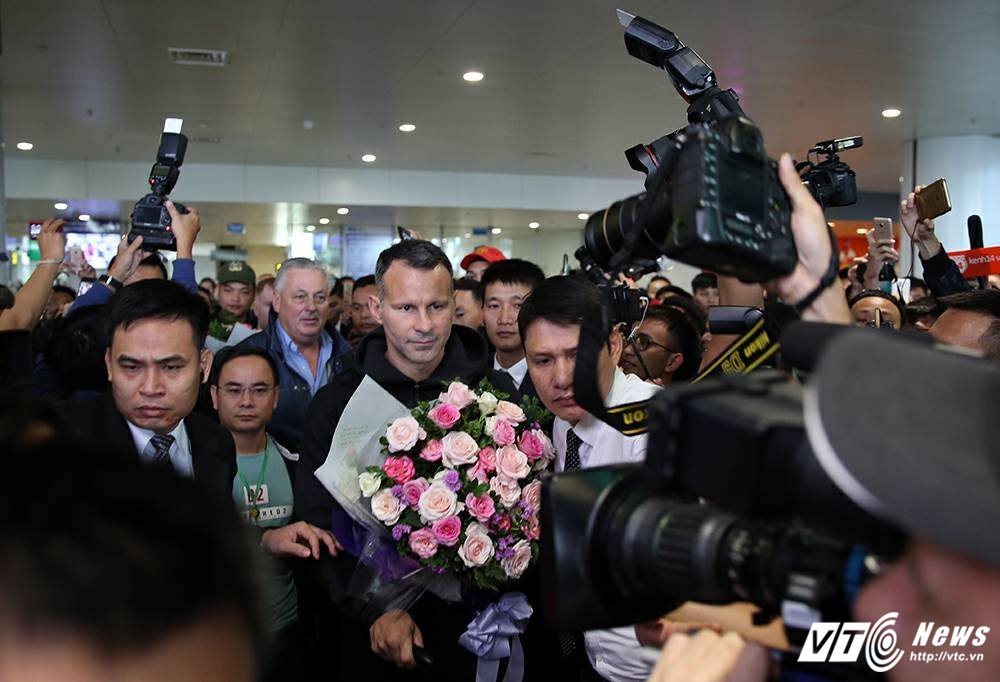 Giggs-1