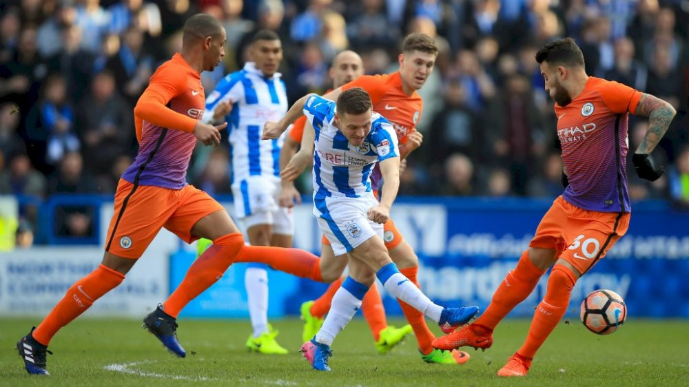 truc-tiep-huddersfield-vs-man-city-bai-hoc-tu-mu 4