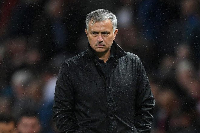 Mourinho se roi Manchester United vao cuoi mua? hinh anh 1