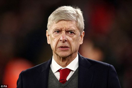 Wenger bị cấm chỉ đạo 3 trận, lỡ đại chiến Chelsea - Ảnh 1.
