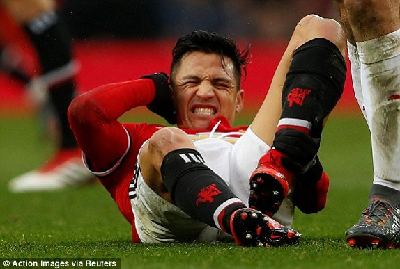 sanchez man united 10
