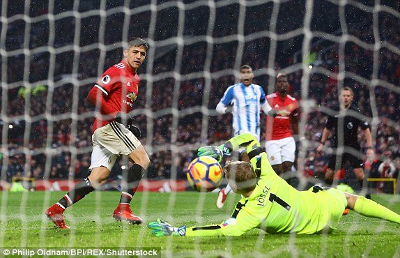 sanchez man united2 11