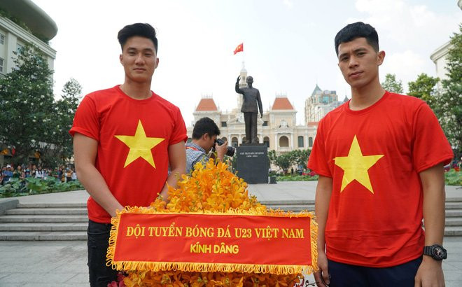 U23 Viet Nam dang huong