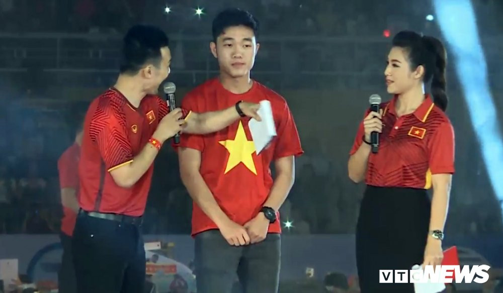 Xuan Truong tra loi 34