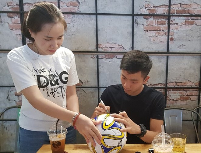 Phan Van Duc: 'Toan bo tien thuong se gui cho me' hinh anh 2