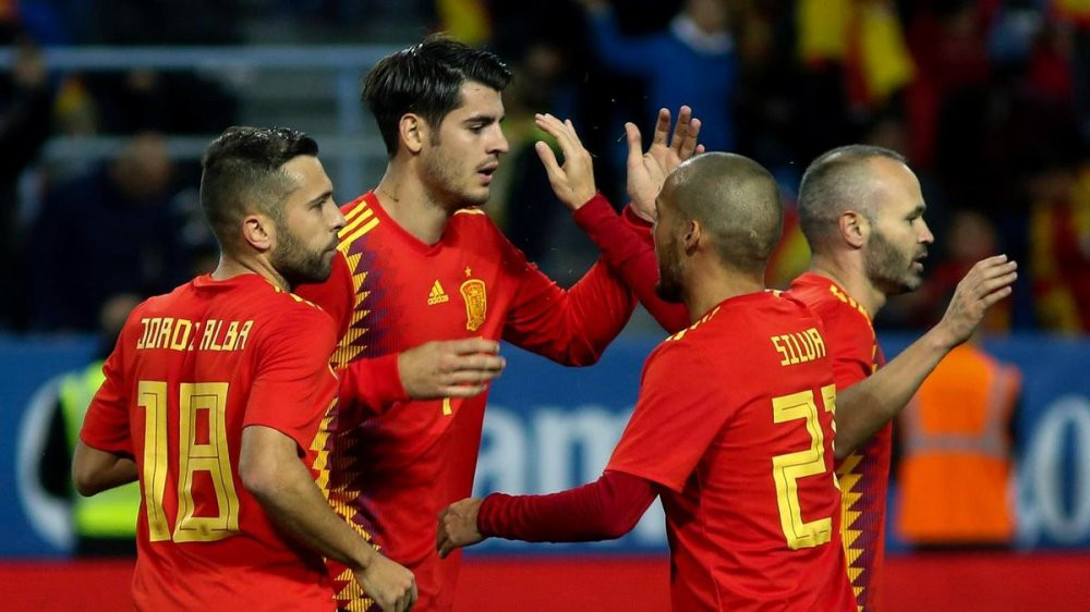 tay ban nha silva morata 4