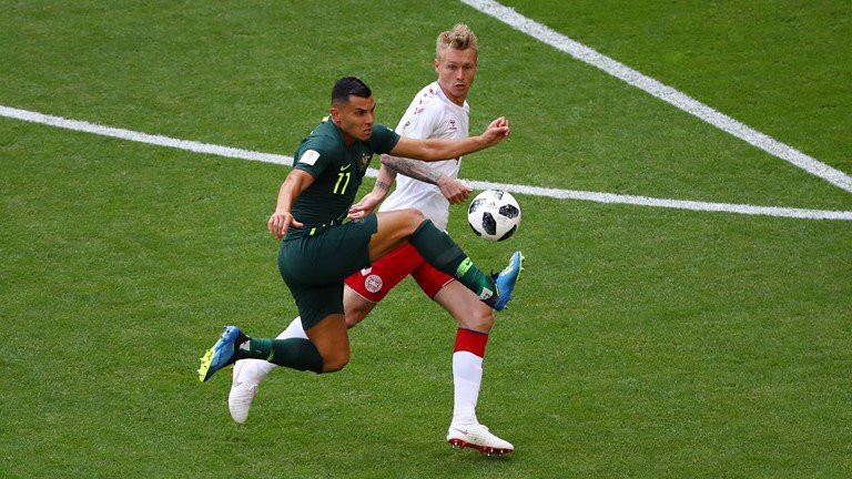 australia dan mach 12