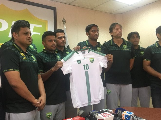 pakistankit2-1646 15