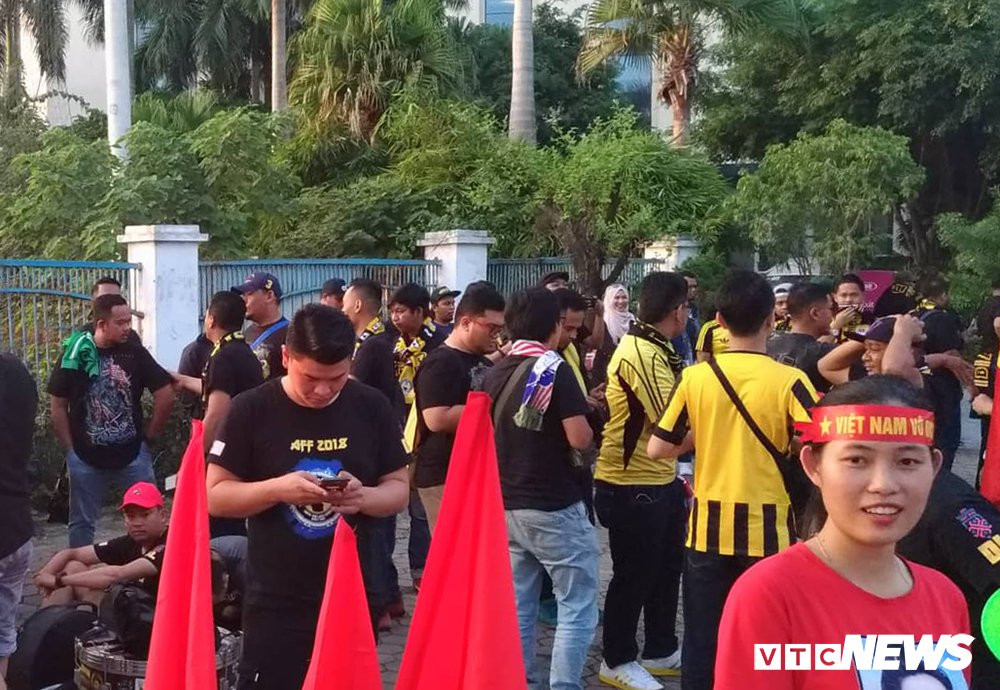 truc tiep aff cup 2018 viet nam vs malaysia (1)