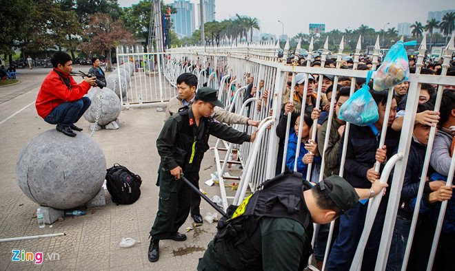 b81505060275e12bb864_zing 6