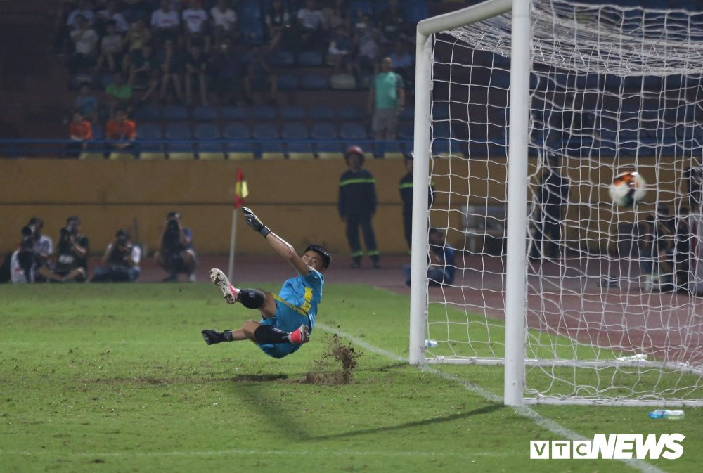 Ha Noi vs Hai Phong 8 13