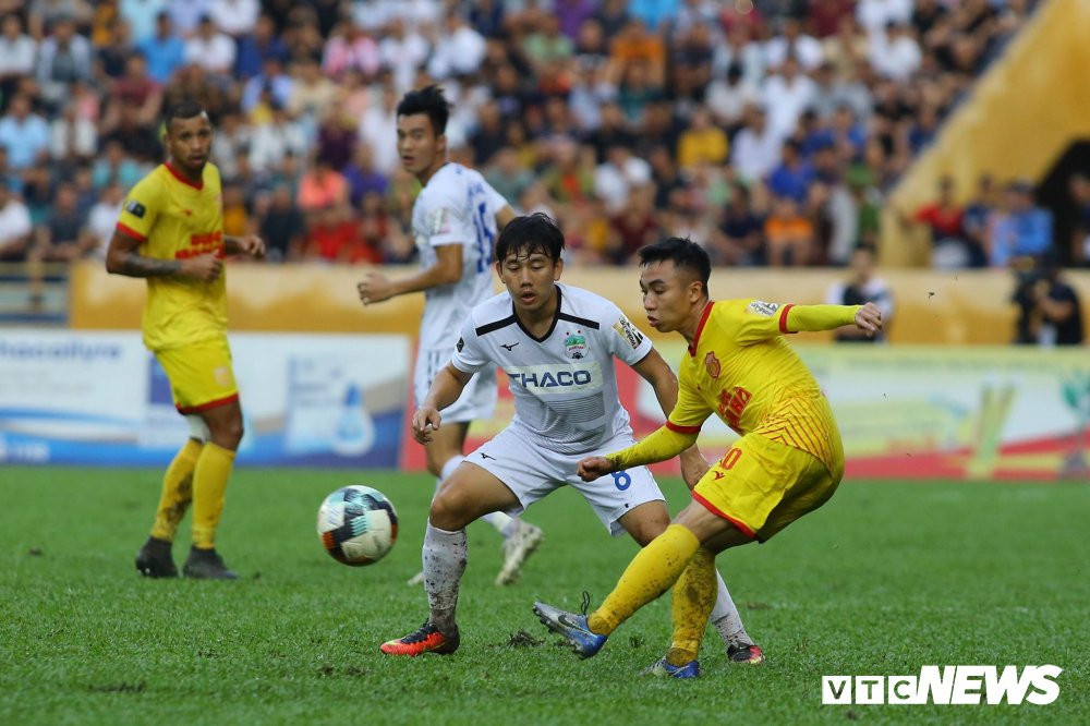 HAGL vs Nam Dinh 4 10