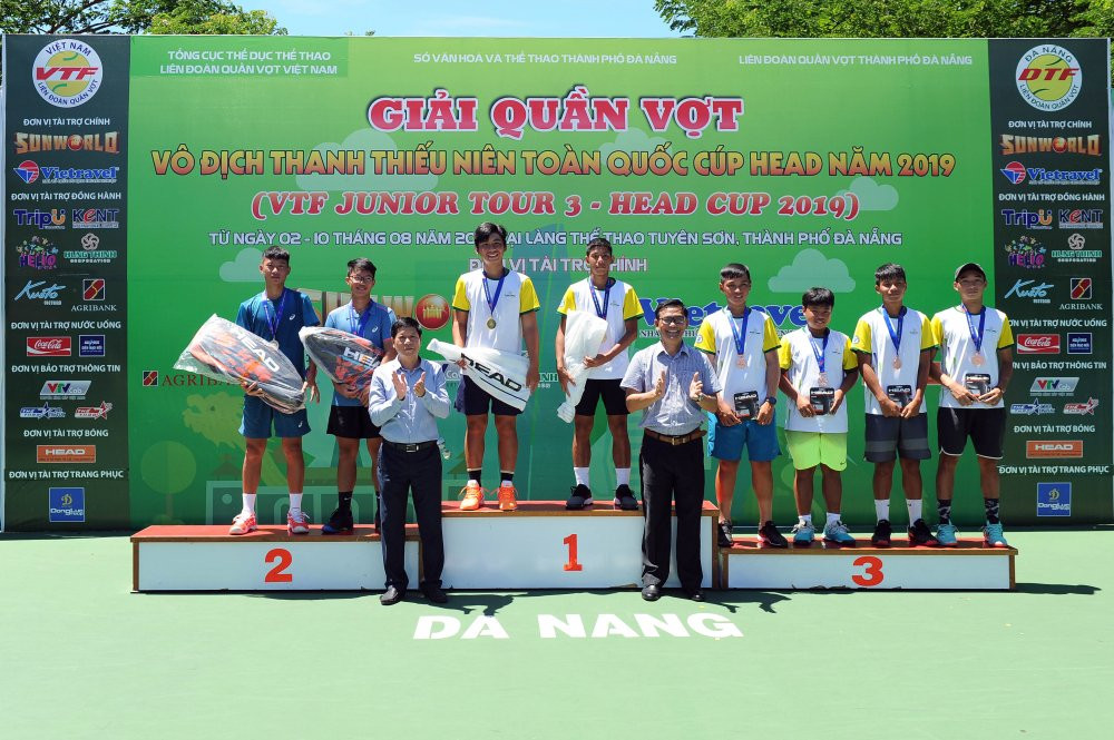 doi nam u18 3