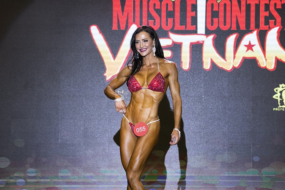 Erin Stern Muscle Contest VN 1 4