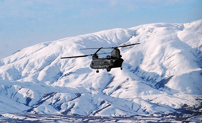 Trực thăng vận tải CH-47 Chinook của Mỹ làm nhiệm vụ ở Afghanistan