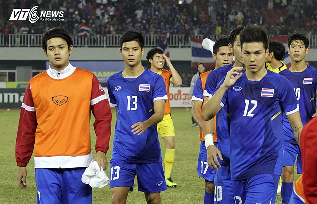Sau giải vô địch U17 thế giới, Charyl Chappuis nhận được khá nhiều lời đề nghị hấp dẫn từ một số CLB mạnh ở châu Âu. Nhưng anh đã quyết định ở lại Thụy Sỹ tu nghiệp. Tài năng của anh sau đó không phát triển như kỳ vọng.