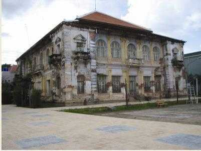 Dinh Tỉnh trưởng Gò Công từng bị sụp đổ do cơn bão năm 1904.