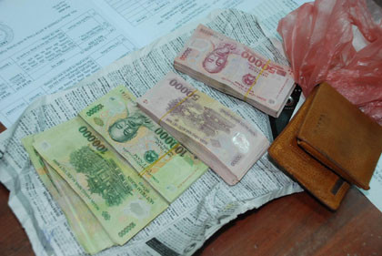 chánh án, bị can, chạy án, bắt quả tang