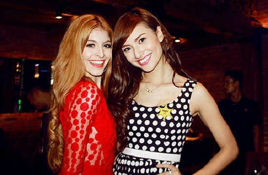 Mới đây nhất Hồng Quế lại gây bất ngờ khi lên trang facebook cá nhân, tố cáo Andrea quỵt nợ 10 triệu đồng. Andrea và Hồng Quế từng là bạn rất thân.