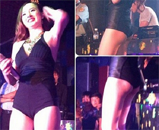Có vẻ như cô nàng đang đi quá xa so với độ tuổi của mình khi diện bộ đồ với thiết kế xẻ ngực sâu kết hợp với chiếc quần ngắn cũn, Angela Phương Trinh để hớ hênh vòng ba trước hàng trăm khán giả trong bar.