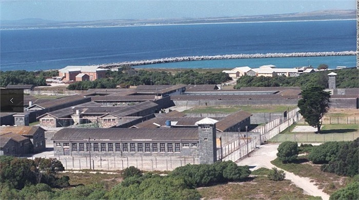 Tù nhân chính trị cuối cùng được thả tự do vào năm 1991. Từ năm 1996, nhà tù này được sử dụng để giam giữ những tội phạm hình sự