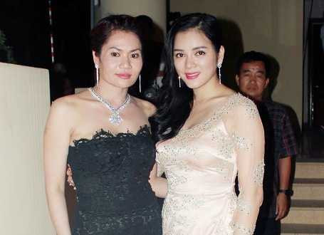 Bi hài nữ đại gia Hà Tĩnh thành 'sao' showbiz