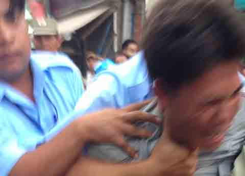 đánh đập, tàn nhẫn, chợ, D1.