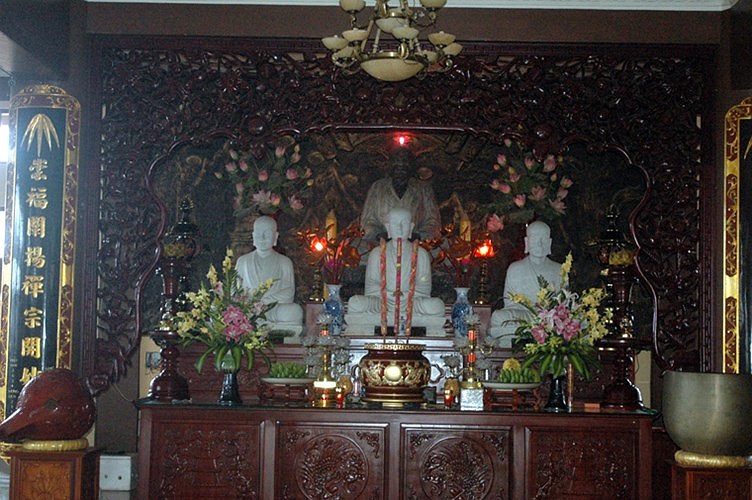 Tổ Đường ở Thiện viện Sùng Phúc là nơi dâng hương Đại tướng Võ Nguyên Giáp vào ngày 17/11 