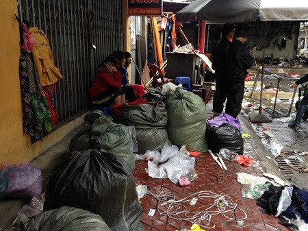 Cháy chợ Nhà Xanh, nhiều tiểu thương trắng tay