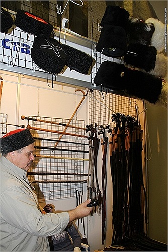 Các vũ khí được trưng bày tại triển lãm