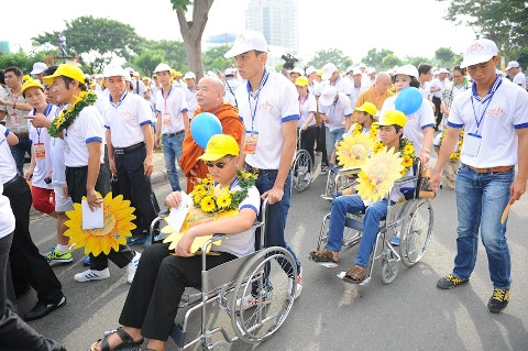 TP.HCM, Sài Gòn, đi bộ, Chủ tịch nước Trương Tấn Sang, sánh bước yêu thương, Phú Mỹ Hưng.