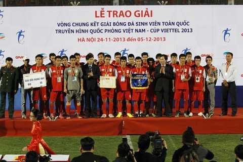 Chung kết Giải bóng đá sinh viên toàn quốc Truyền hình Quốc Phòng - Cúp Viettel 2013: