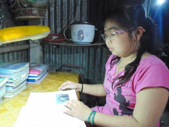 Biến giường bệnh thành nơi học tập