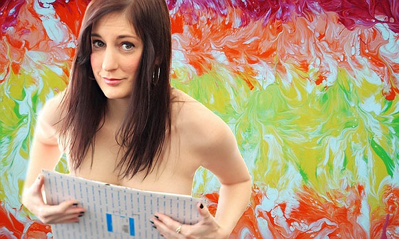 Mặc dù cách thức vẽ tranh của Marcey còn gây nhiều tranh cãi, nhưng kể từ khi tạo ra bức tranh đầu tiên vào năm 2006 đến nay, cô đã bán được hàng nghìn tác phẩm từ cửa hàng trực tuyến của mình, dưới biệt danh 'Boobie Painter'