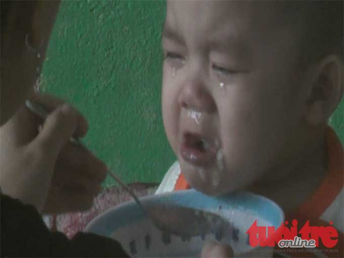 hành hạ trẻ mầm non