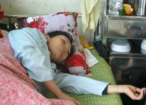 cô giáo đánh phụ huynh trên lớp