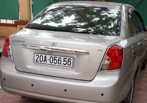  Chiếc ô tô Thưa nhét xác chồng trong cốp đưa đi phi tang. Ảnh: Việt Dũng