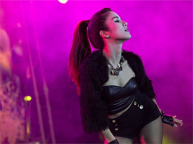 Sau chuyến lưu diễn ngắn lần này, Diệp Lâm Anh sẽ trở về Việt Nam và cho ra mắt MV hoàn chỉnh của ca khúc Hãy ôm lấy em, một sáng tác của nhạc sỹ Phúc Trường dành tặng cô.