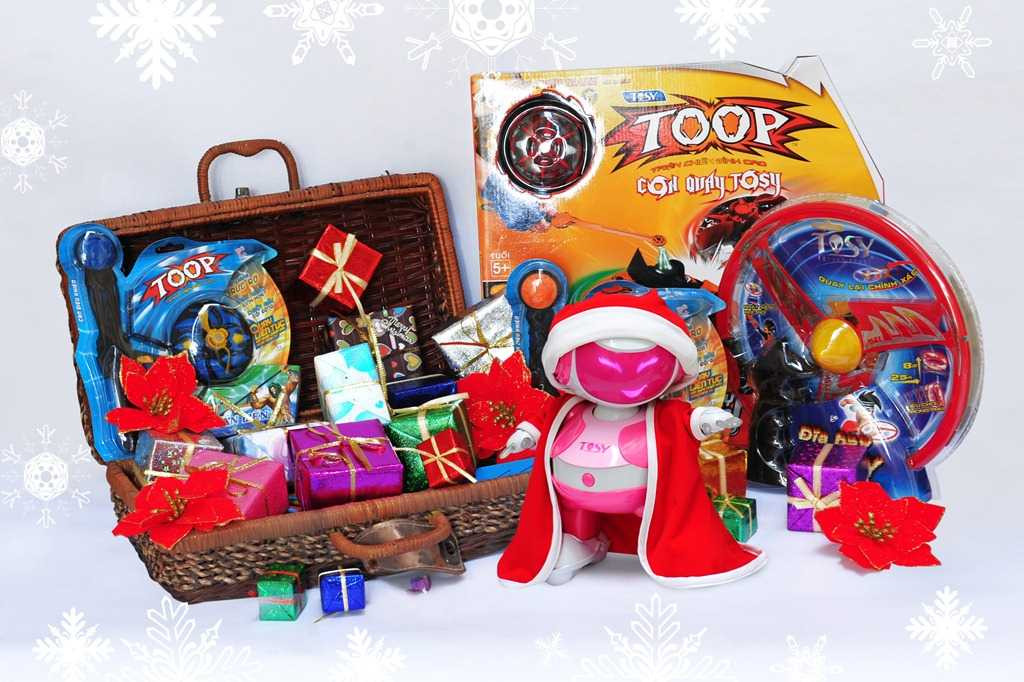 Robot nhảy TOSY thực sự đang là sản phẩm “hot” nhất mùa Giáng sinh năm nay