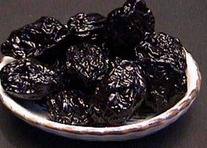 Черный финик. Финики черные. Черный мармелад. Китайские сухофрукты. Китайское печенье черное.