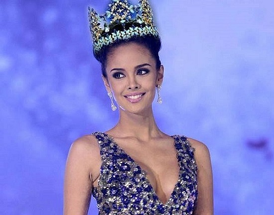 Megan Young tham gia 'Miss Philippines 2013' hồi tháng 8. Cô giành vương miện và có được tấm vé đại diện cho Philippines tham gia 'Miss World 2013'.