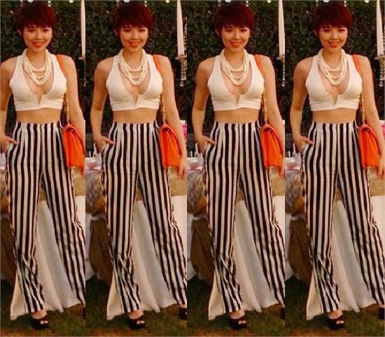 Ngoài trang phục áo bơi đủ sắc màu và hiện đại...