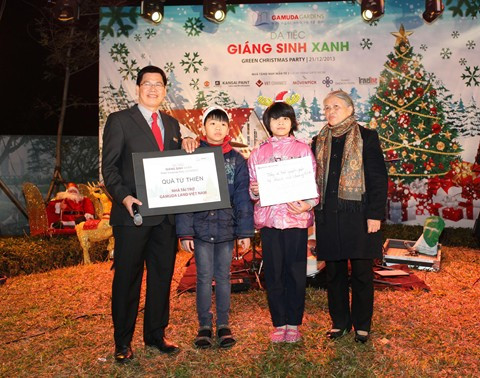 Gamuda Gardens rực rỡ đêm tiệc Giáng Sinh Xanh 