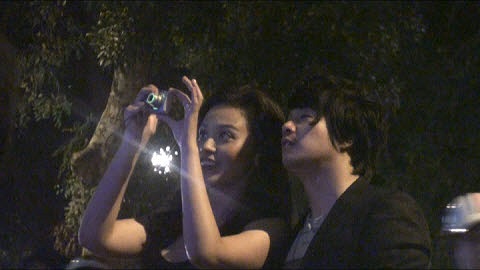 Công ty Vạn Thịnh Phát của gia đình Trương Huệ Vân được mẹ cô thành lập năm 1992.