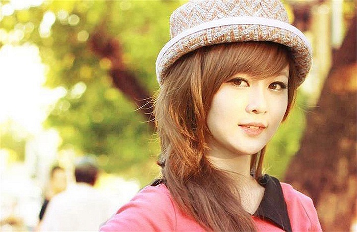 Tốt nghiệp ngành quản lý giáo dục của ĐH Khoa học Xã hội Nhân văn (TP.HCM) nhưng tình cờ cơ duyên đã đưa Thủy tới nghề người mẫu thời trang.