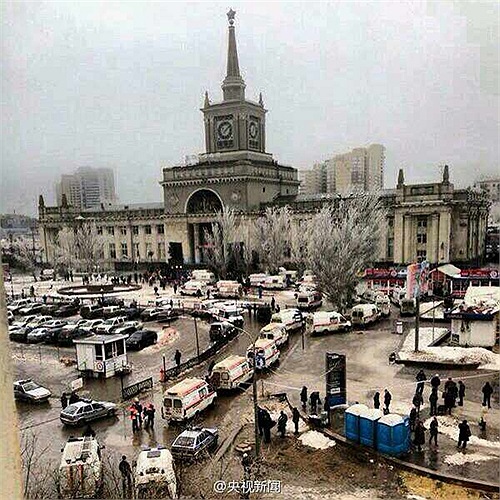 Hiện trường vụ đánh bom nhà ga kinh hoàng tại Nga 