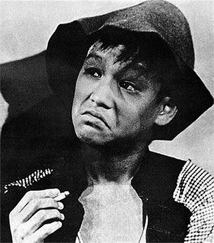 Đáng chú ý là, vai diễn trong Tế lộ tường là vai diễn nam chính đầu tiên của Lý Chấn Phan, khi đó cậu bé 10 tuổi và được biết đến với nghệ danh Lý Hâm. Nhân vật cậu bé mồ côi với biến đổi tâm lý phức tạp đã mang về cho Lý Chấn Phan nhiều đánh giá tíc