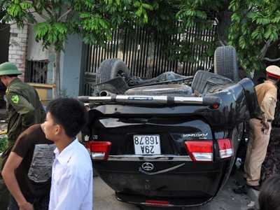 Tài xế lái <a href='https://vtcnews.vn/oto-xe-may.31.0.html' >ô tô</a> đâm chết 3 người lãnh án 5 năm tù