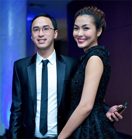 Louis Nguyễn - chồng Tăng Thanh Hà có mẹ là người Philippines, bố là người Việt - ông Johnathan Hạnh Nguyễn.